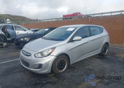2014 Hyundai Accent Gs z USA, uszkodzony, nr VIN KMHCT5AE1EU155213